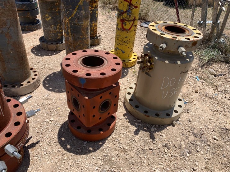 (6x)-7-1/16-10k-fluid-crosses-w/(4)-2-9/16-5k-gates-valves-image-4
