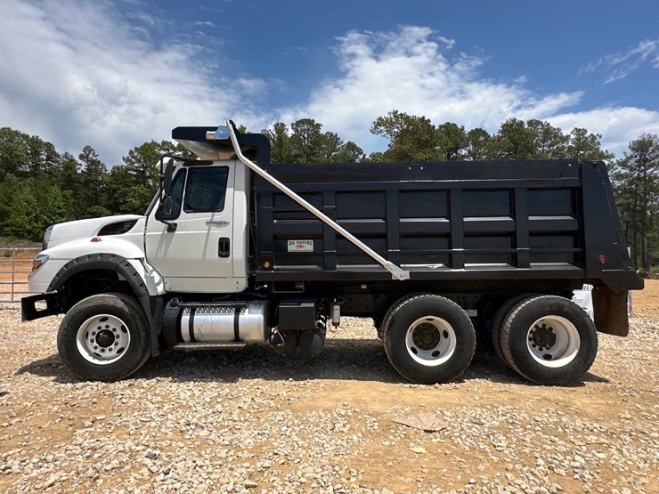 2016-international-workstar-7600-image-1