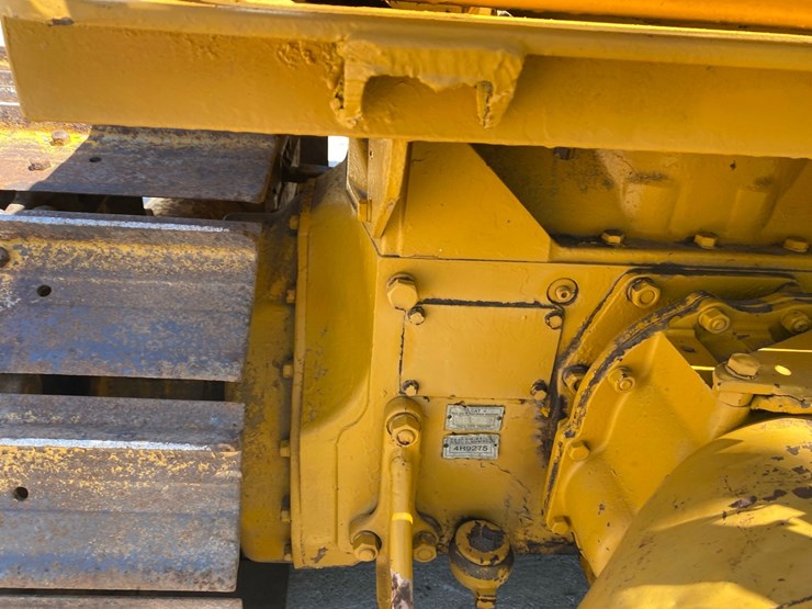 caterpillar-d4-image-23