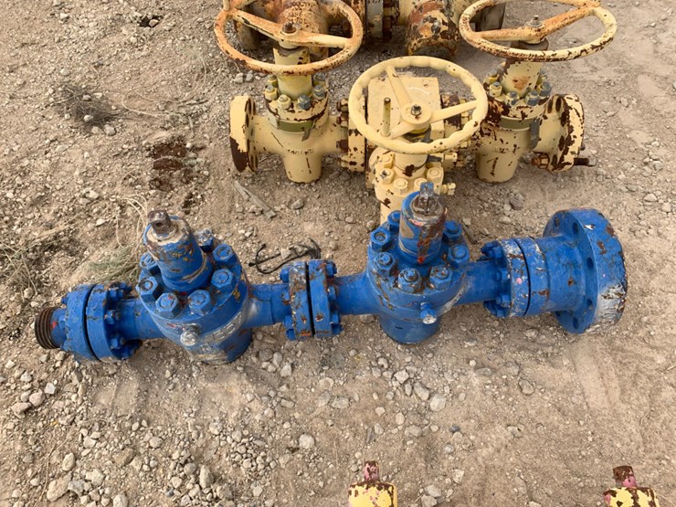 (8)-1”-to-4”-5k-manual-gate-valves-image-3