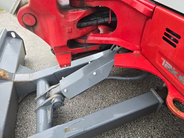 #24032-•-2024-takeuchi-tv350r-excavator-image-47