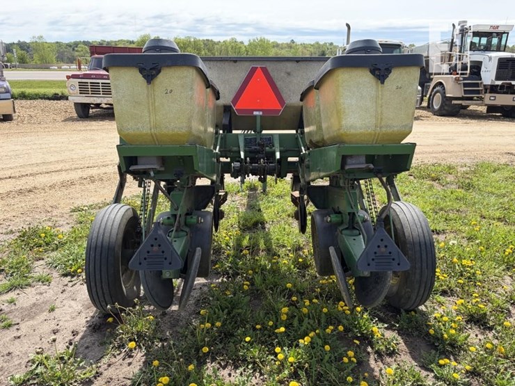 john-deere-7000-image-5