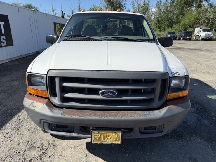 2001-ford-f350-image-8