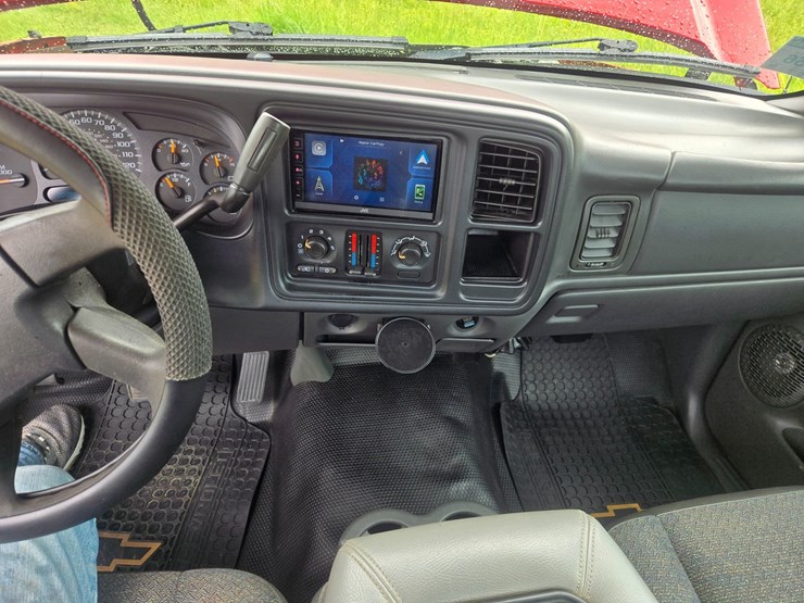 #24356-•-2006-chevrolet-silverado-pickup-truck-image-39