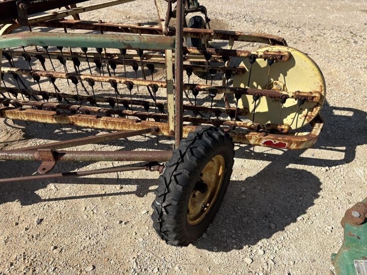 john-deere-670-image-3