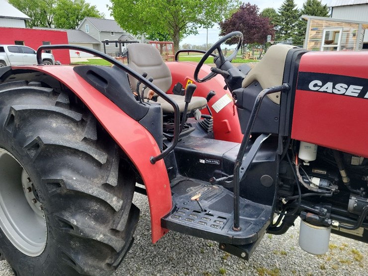 2006-case-ih-jx1075c-image-8