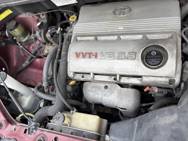 2004-toyota-sienna-image-23