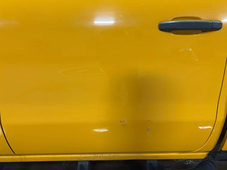 2016-chevrolet-silverado-3500hd-image-31
