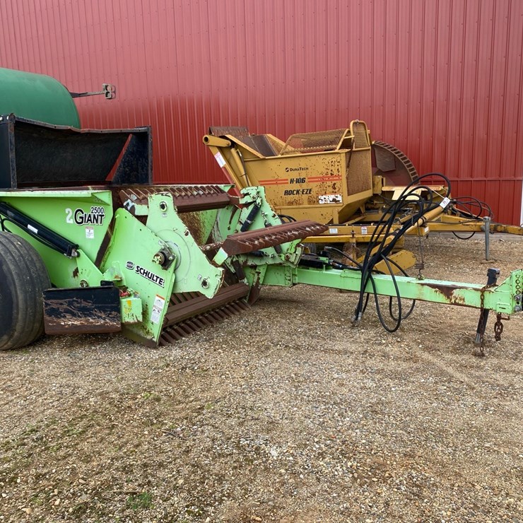 2011 SCHULTE 2500