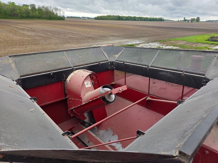 case-ih-1660-image-44