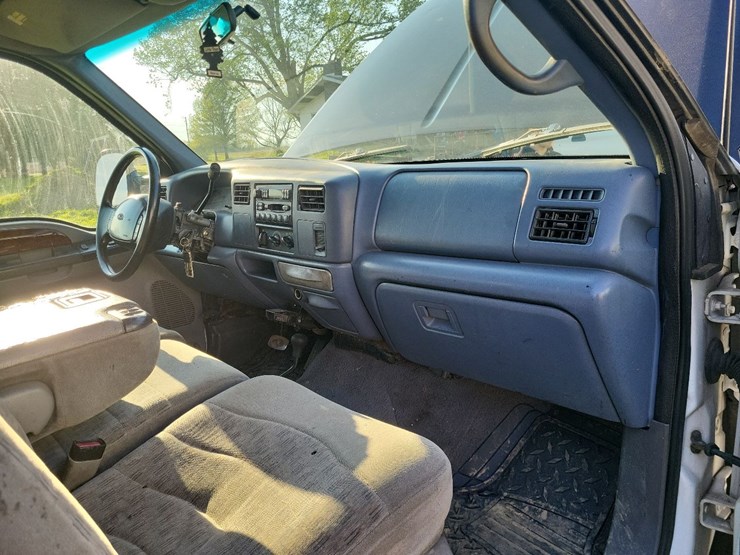 1999-ford-f350-image-46