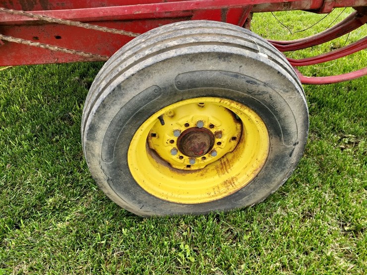 new-holland-273-image-16