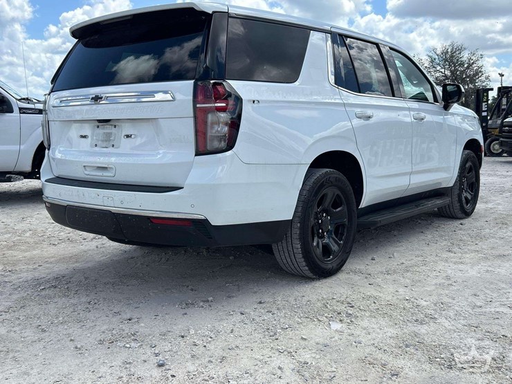 2024-chevrolet-tahoe-image-3