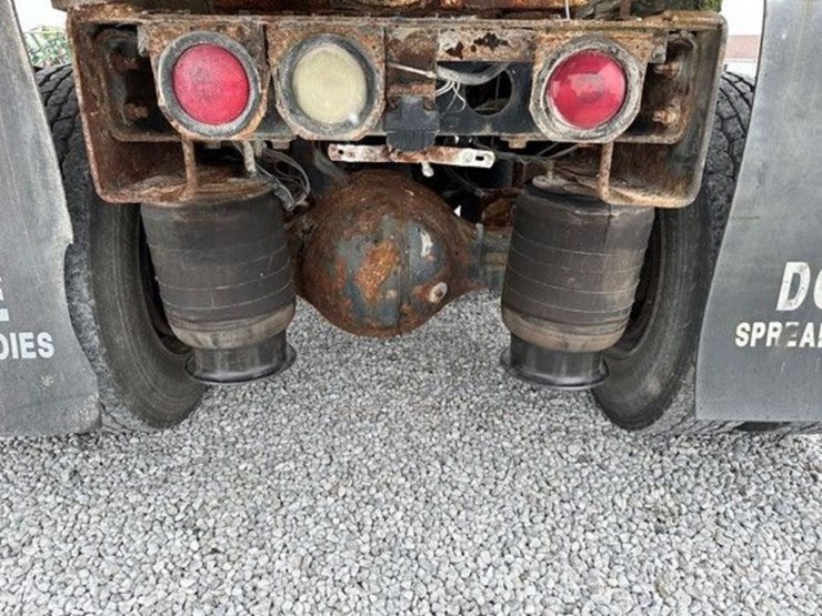 2006-case-ih-8600-image-16