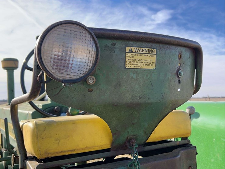 john-deere-720-image-52