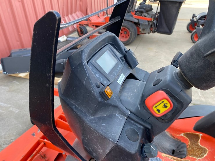 kubota-f3990-image-25