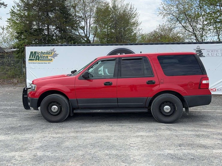 2015-ford-expedition-image-2