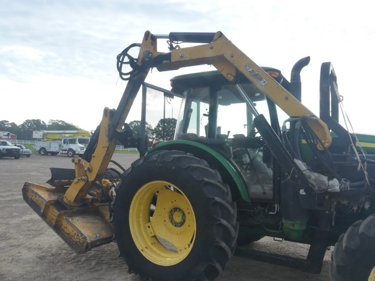 john-deere-6105e-image-11