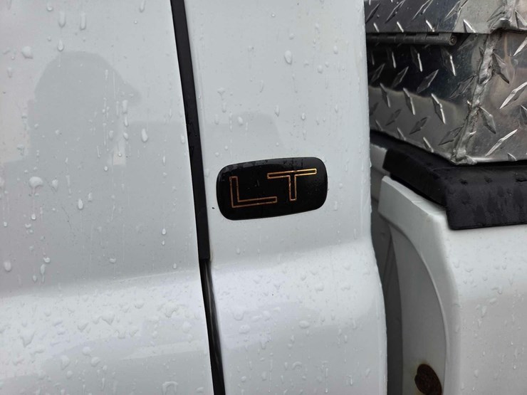 2001-chevrolet-3500-image-7