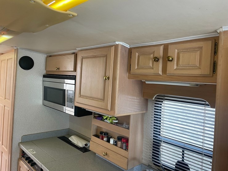 #40221-•-1994-holiday-rambler-s/a-motor-home-vin:-4s7nt9k0xrc015680-image-28