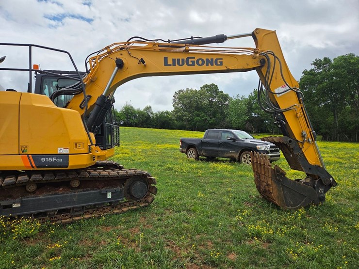 2022-liugong-excavator---only-318-hours-image-27