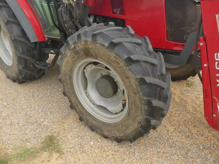 2018-massey-ferguson-4707-image-10