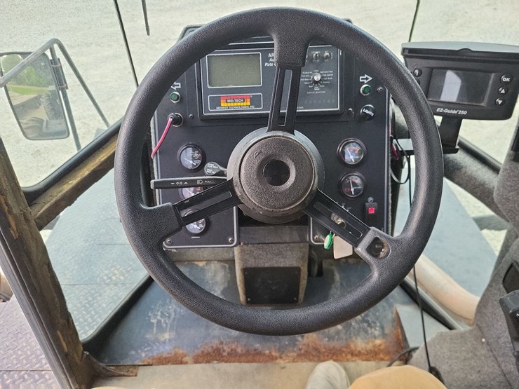 wilmar-7400-sprayer-image-54