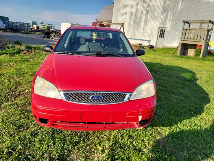 2007-ford-focus-sedan-image-8