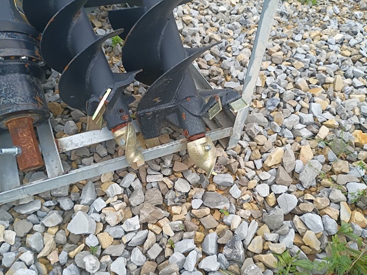 #24723-•-landhonor-auger-and-bits-skid-steer-attachment-image-5