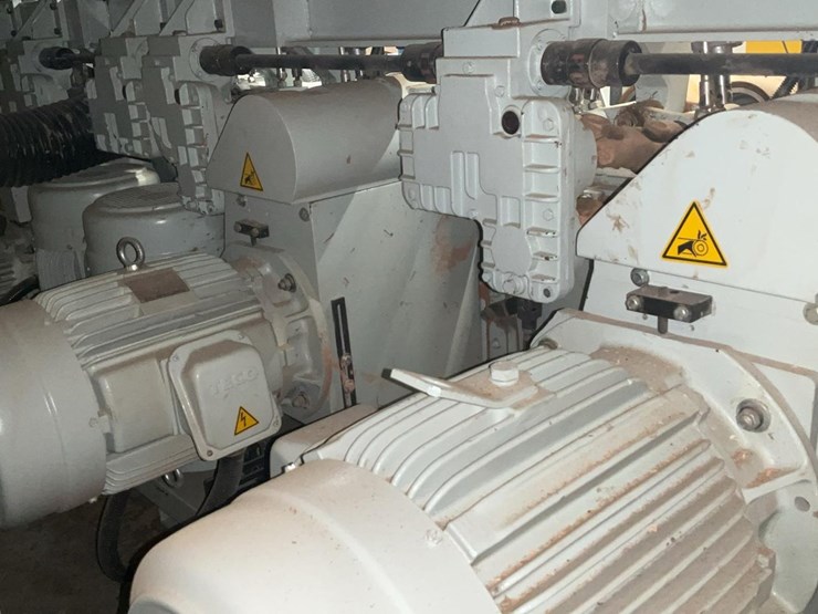 #130-•-2015-kentwood-m612hd-moulder-image-22