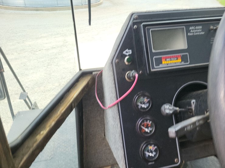 wilmar-7400-sprayer-image-52