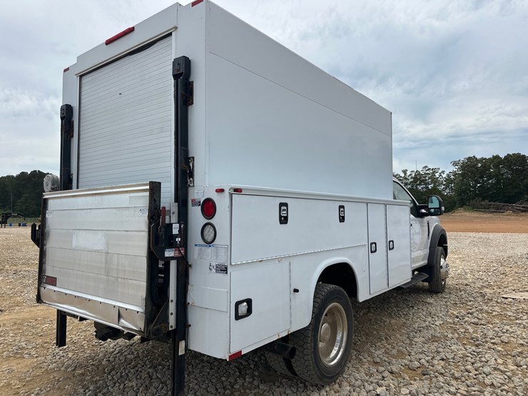 2017-ford-f450-image-4