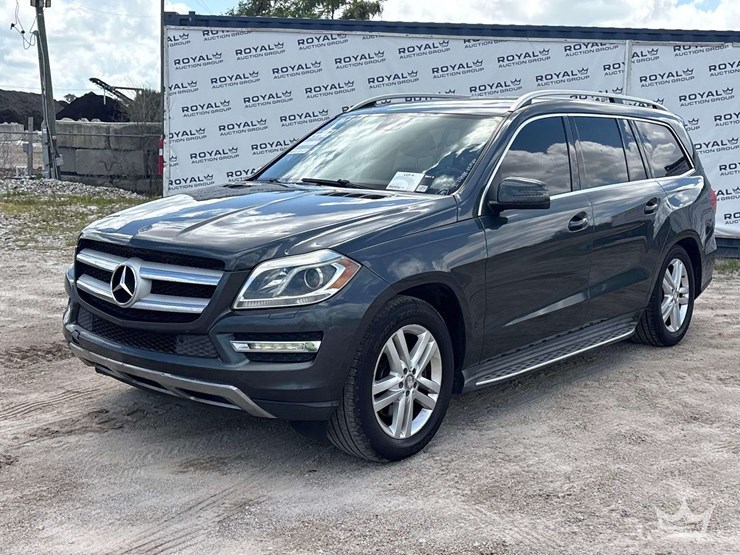 2014-mercedes-benz-gl450-image-1