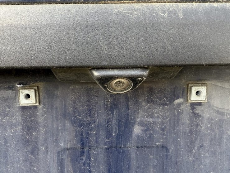 2015-ford-explorer-image-22