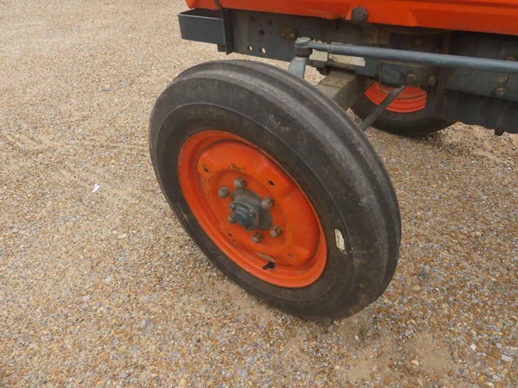 kubota-l2350f-image-7