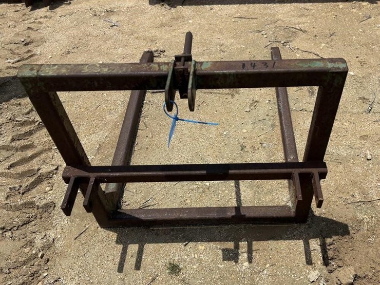 l3---rear-hay-cradle-image-1