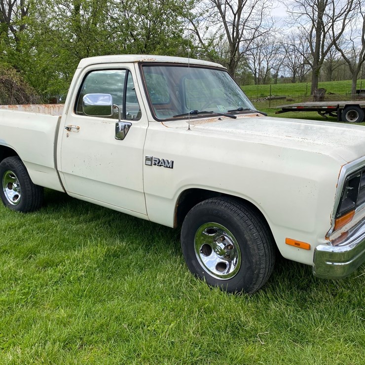 1985 DODGE 150