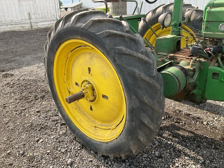 john-deere-b-image-21