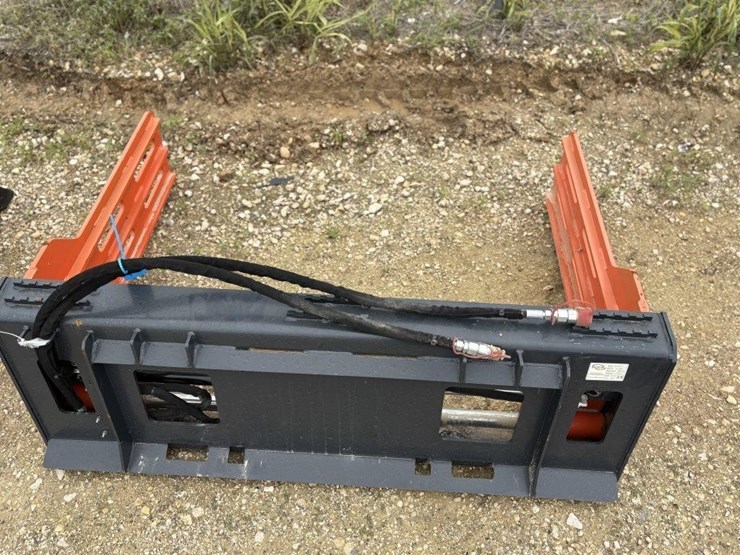 l1---wig-skid-steer-clamp-image-4