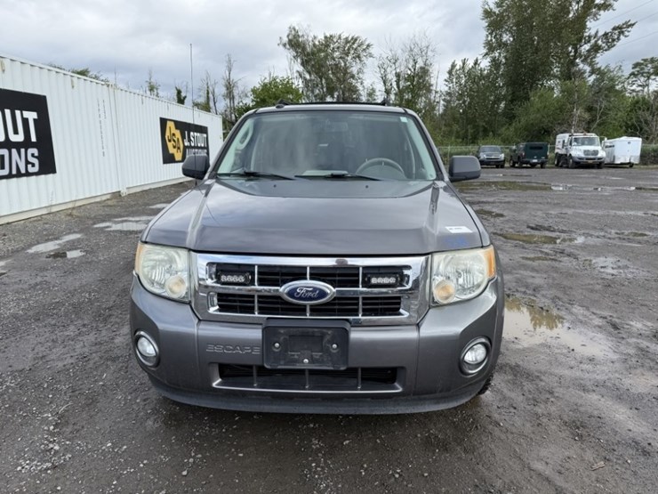 2009-ford-escape-image-8
