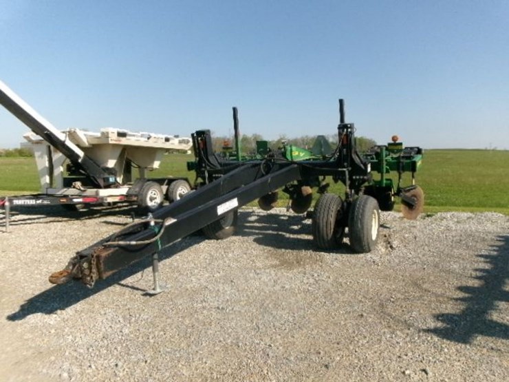 2003-john-deere-2100-image-11