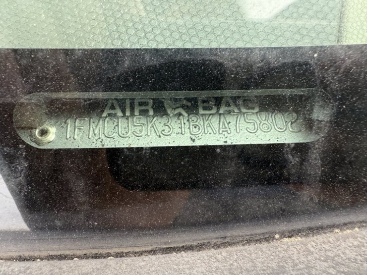2011-ford-escape-hybrid-image-9