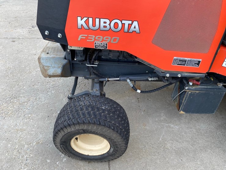 kubota-f3990-image-17