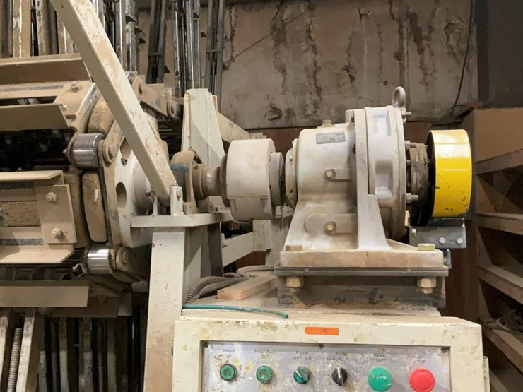 #145-•-quick-machinery-hydraulic-clamp-carrier-image-12