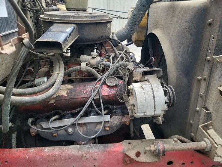 1982-international-1754-single-axle-grain-truck-image-68