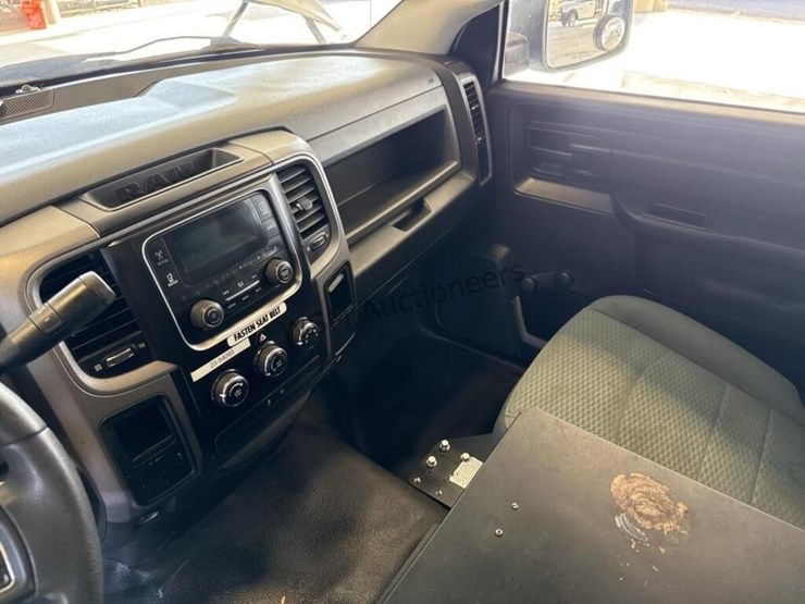 2015-dodge-2500-image-20