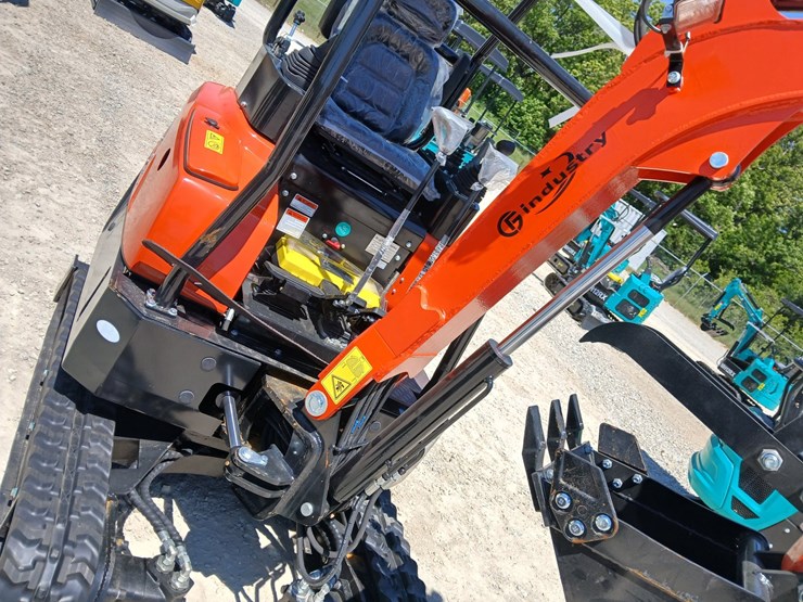 #l42-010-•-2026-cfg-diesel-ynt18-mini-excavator-image-28