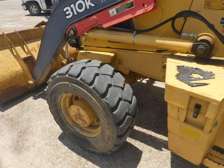 2013-deere-310k-image-8