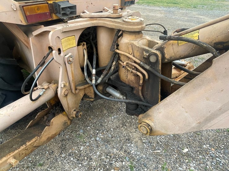 jcb-1550b-image-11