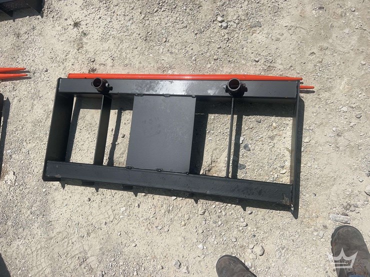 2026-pabreak-dual-prong-hay-bale-spear-skid-steer-attachment-image-2